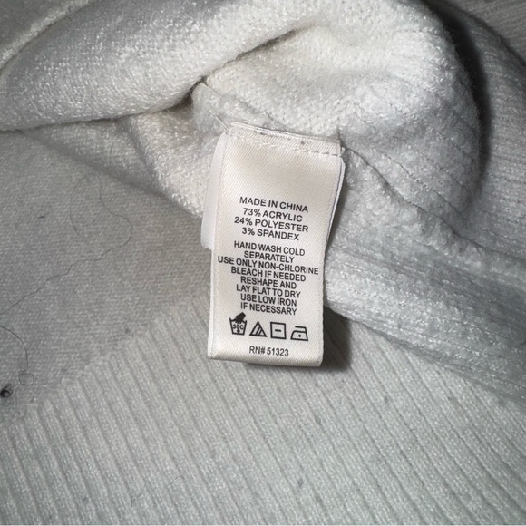 CeCe White Puff Sleeve Crewneck Sweater - Picture 9 of 9